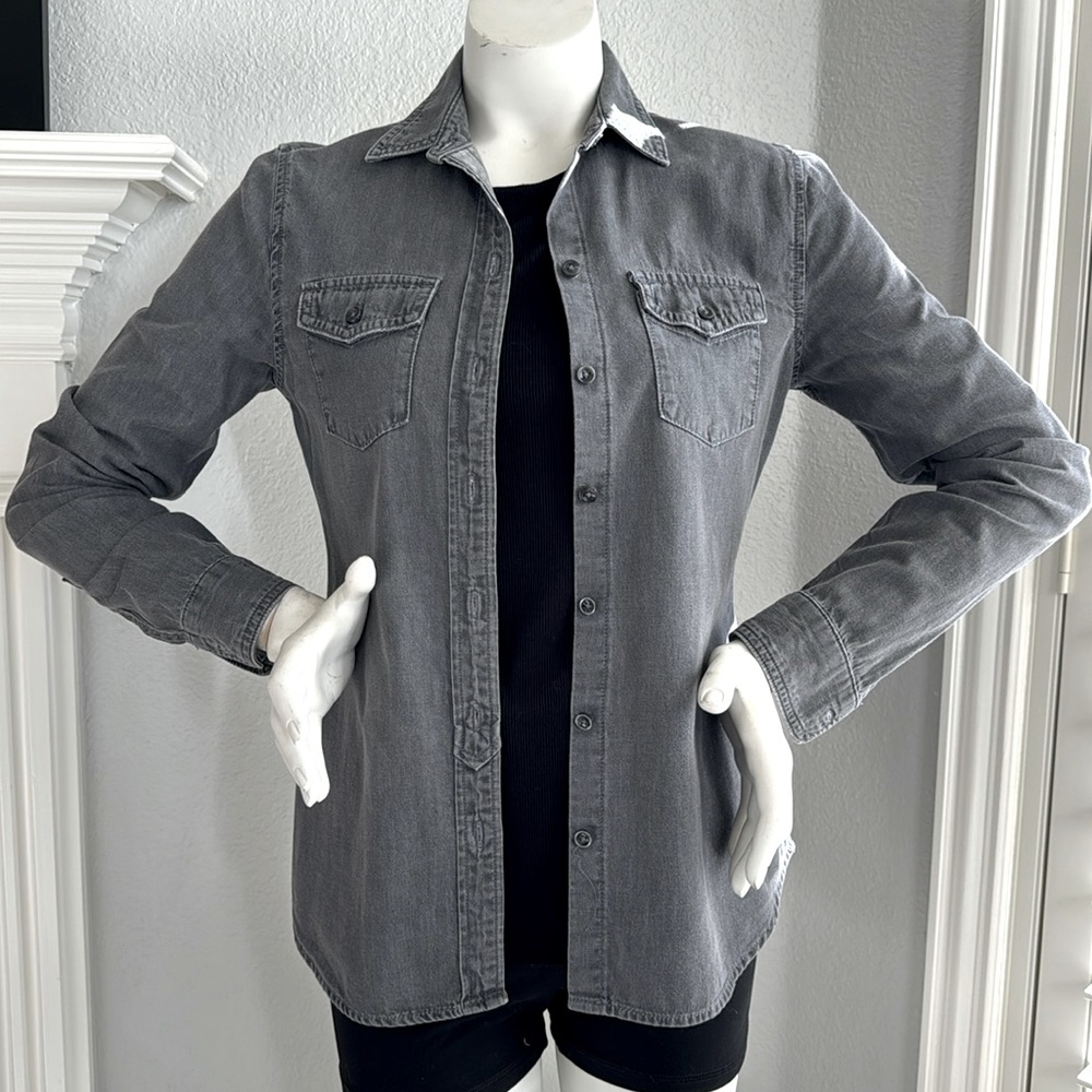 Women’s Banana Republic denim shirt - size XS